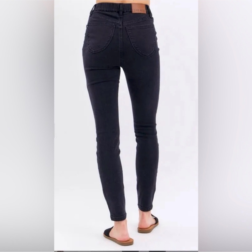 NEW JUDY BLUE pull on skinny jeans in black 5/27 high rise - Picture 2 of 11